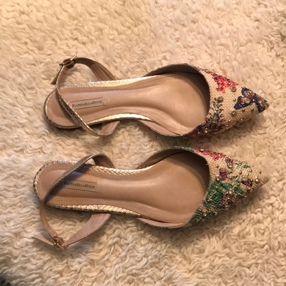 Raphaella Booz flats